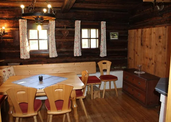 Zetzenberghuette بيت للعطل