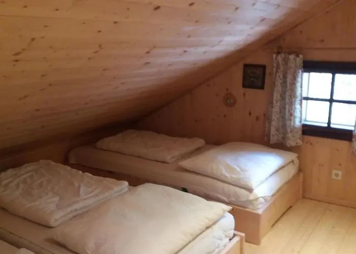 Zetzenberghuette بيت للعطل سخلادميخ